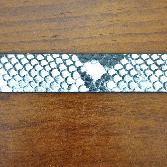 Lovestrength Genuine Leather Snake Skin Belt, Size P/S - 39\